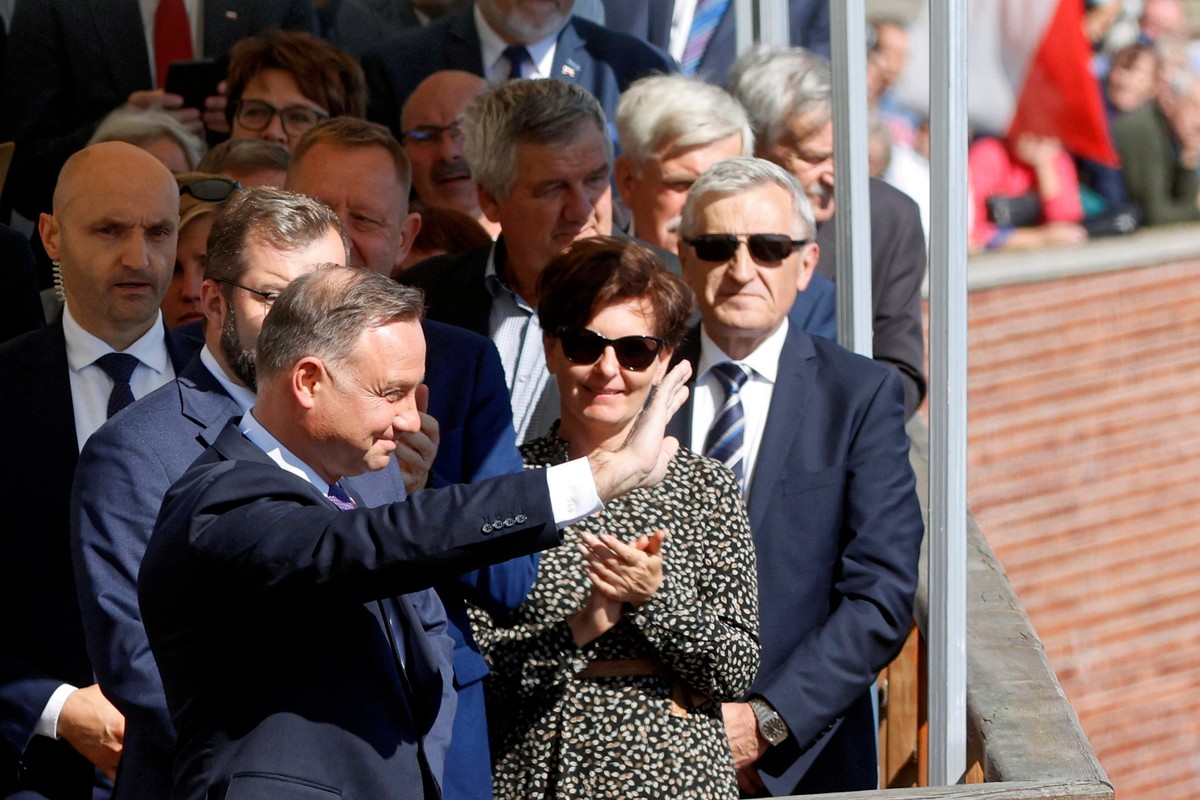 Prezydent podczas ogólnopolskich uroczystości dożynkowych na Jasnej Górze, 5 bm. Dożynkom towarzyszy w tym roku 30. Krajowa Wystawa Rolnicza, którą prezydent objął honorowym patronatem.