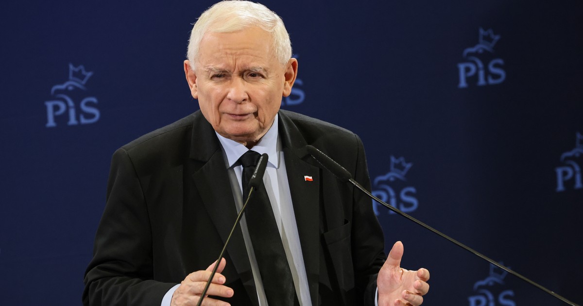 Rosyjski dron spadł w Osinach. Jarosław Kaczyński komentuje: w pewnych sprawach się cofamy