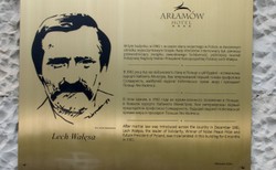 Jan Żaryn: Lech Wałęsa na pewno nie powinien być usunięty z kart historii