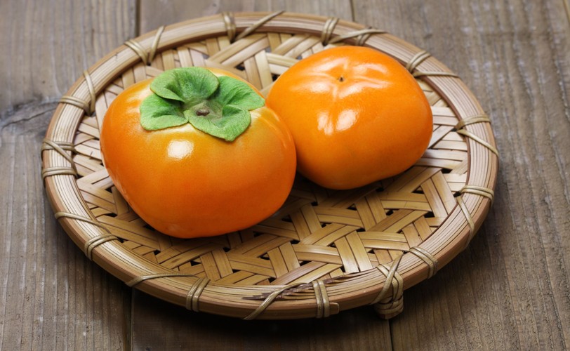 Warto jeść owoc kaki