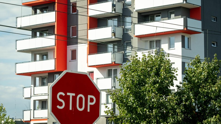 Ceny mieszkań na wynajem stale rosną , a tych wolnych ubywa z dnia na dzień.