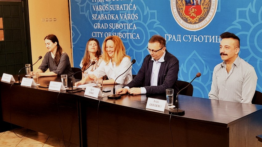 Najava premijere "Kabare Jugoslovenke"