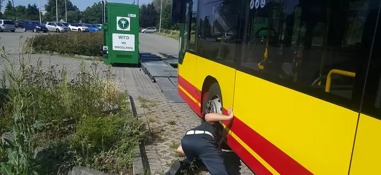 Wrocławski tabor autobusów pod lupą – jest dużo usterek, kilka autobusów z zakazem jazdy