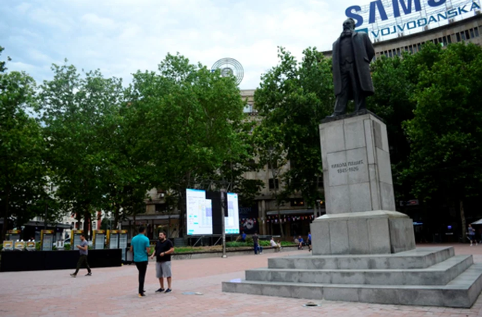 Spomenik Nikoli Pašiću