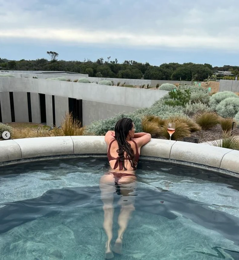 Nina Seničar u tanga bikiniju