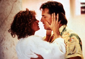 Glumac 8 dana nije izlazio iz kreveta sa koleginicom, posluga im donosila hranu i vodu