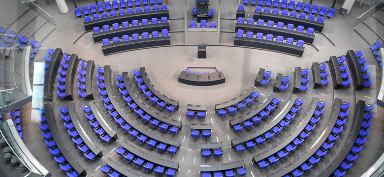Wybory w Niemczech. Liczba posłów w Bundestagu rośnie z każdą kadencją