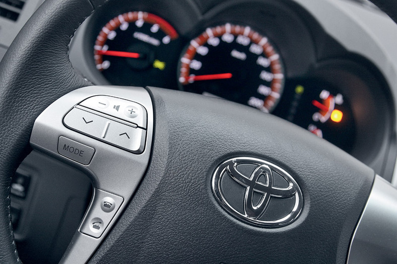 Toyota Hilux: pikap na każdą okazję