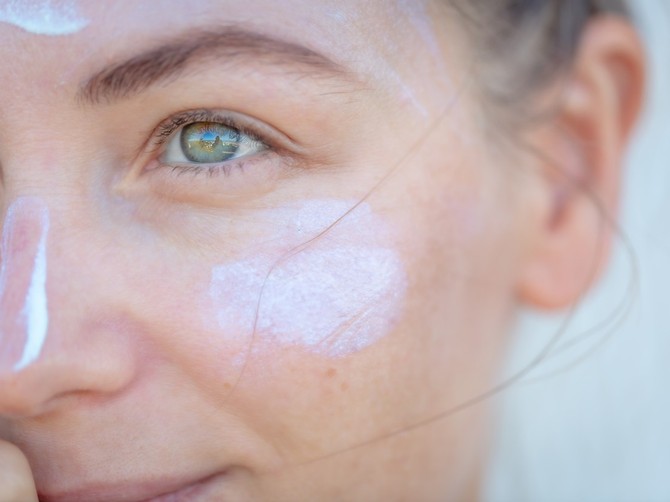 Kako protiv suve kože? Isprobajte "skin flooding"