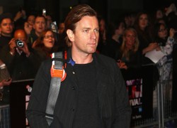 Ewan McGregor zagra z Milesem Davisem