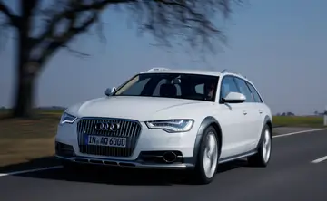 AUDI A6 Allroad ultra Avant S tronic 2.0 TFSI 252KM 185KW