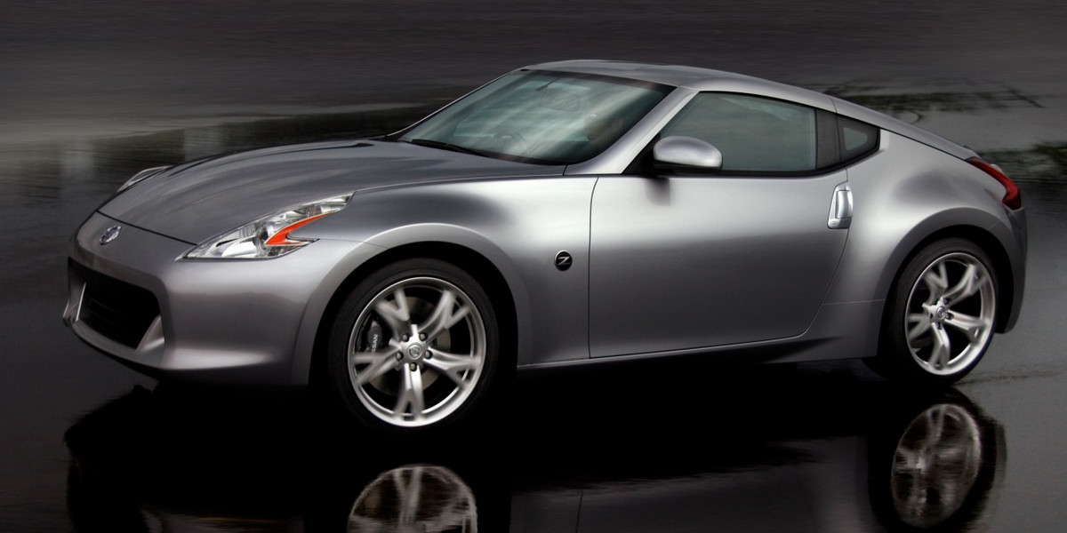 samochód Nissan 370Z