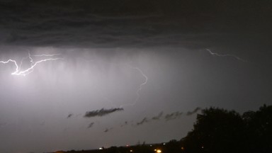 Pogodowy armagedon nad Bielsko-Białą. Strażacy nie nadążają z udzielaniem pomocy [WIDEO]