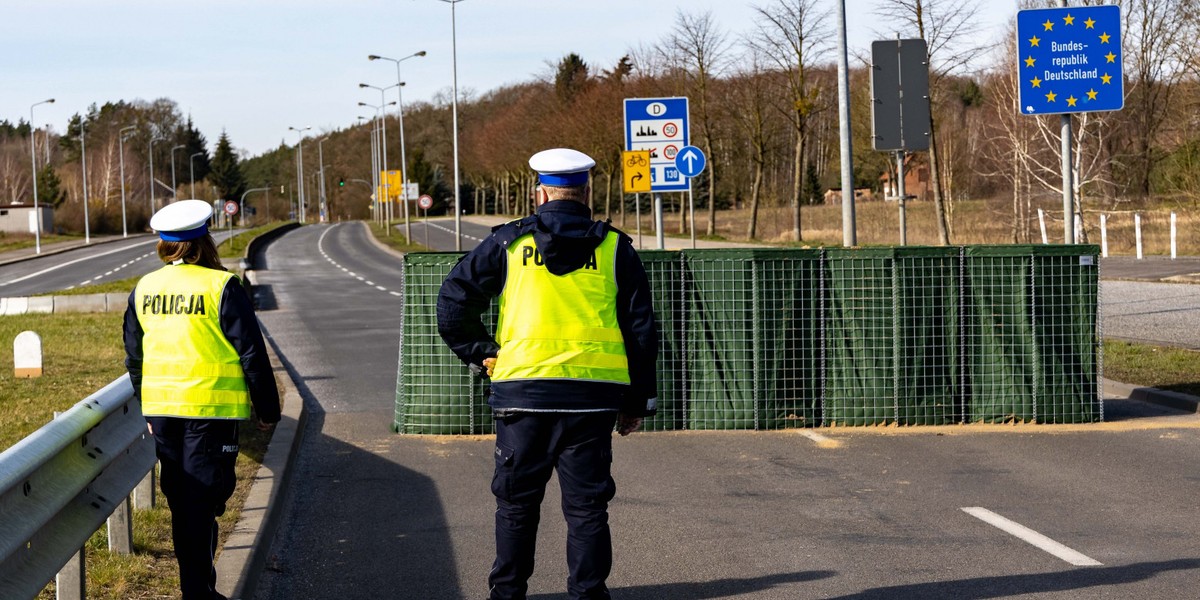 Nasz kraj jest nad Renem przedstawiany jako bezpieczne miejsce na spędzenie tegorocznych wakacji. Czy ta szansa nie zostanie zmarnowana? - pisze w piątek "Rzeczpospolita".