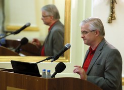 Cimoszewicz: Szydło jak Kopacz, niekompetentna i nieprzygotowana