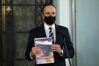 Wiceminister Janusz Kowalski chce usunięcia niemieckich nazw stacji PKP