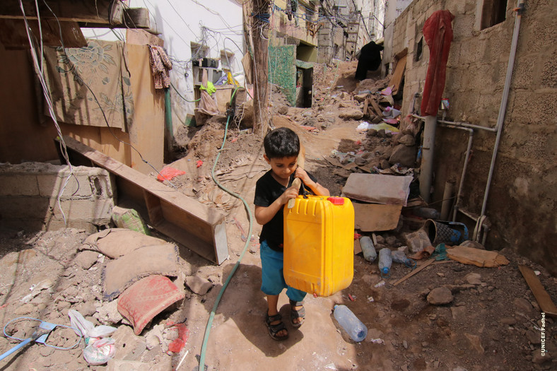 Wojna w Jemenie dramatyczne ograniczyła dostęp do czystej wody