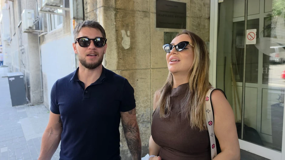 Joca Stefanović izveo ženu i sina iz porodilišta