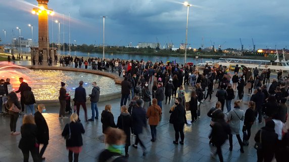 Szczecin - protest przeciwko zaostrzeniu prawa antyaborcyjnego