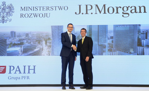 Wicepremier, minister rozwoju i finansów Mateusz Morawiecki i dyrektor zarządzający i szef Centrum Korporacyjnego JP Morgan Steve Cohen