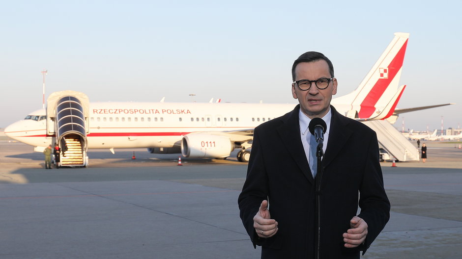 Mateusz Morawiecki w 1. Bazie Lotnictwa Transportowego WPL Okęcie w Warszawie (11 kwietnia 2023 r.)