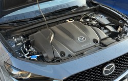 Te auta znikają z salonów. Nie tylko Mazda oferuje wymierający gatunek silników?