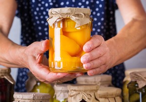 Recept za kompot od kajsija: Trik naših baka čuva boju i ukus voća tokom cele godine