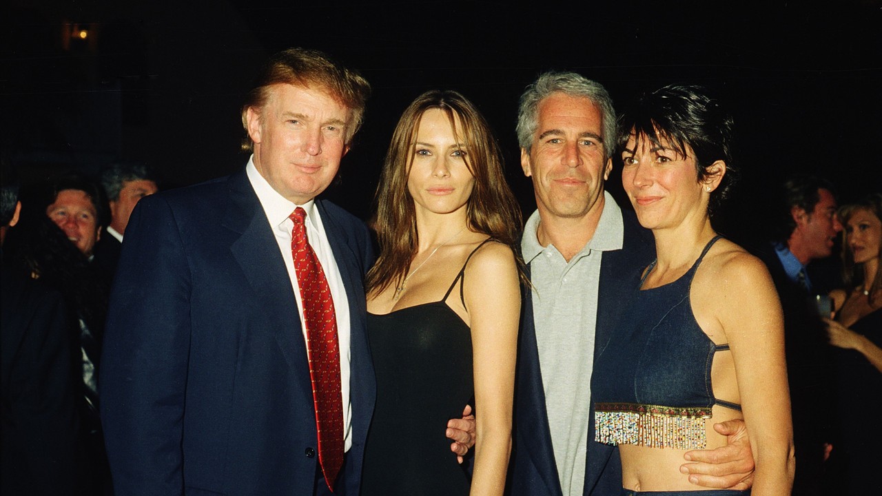 "Niech każdy dzień będzie nową cudowną tajemnicą". Donald Trump siedzi na beczce prochu. Afera Epsteina odbija się czkawką