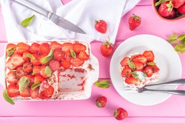 Recept za NAJBRŽU TORTU NA SVETU: MINUT TORTA se pravi munjevitom brzinom, a ako volite JAGODE biće vam i najukusnija ikada