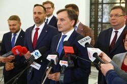 Wotum nieufności wobec Ziobry. "To dla mnie i dla Solidarnej Polski komplement"