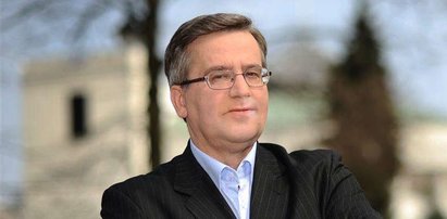 Komorowski bez wąsów?! ZOBACZ