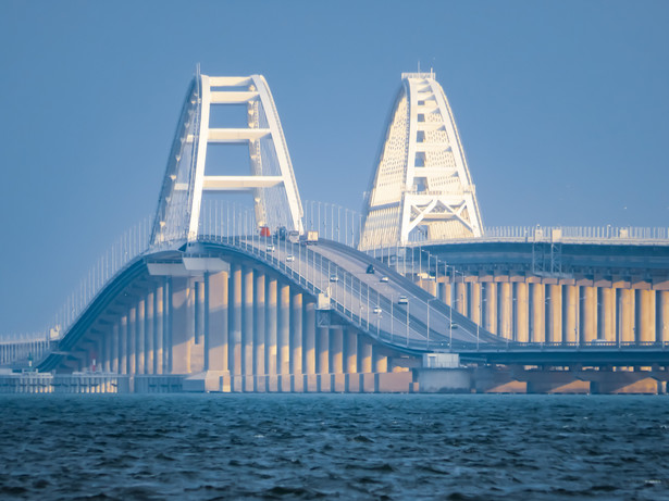Most Kerczeński, wiodący na Krym