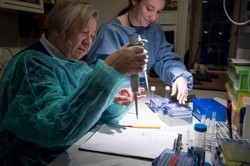 "Trzynastki" niespodziewanie zniknęły z projektu.  Związkowcy rozgoryczeni. Alarmują o realnym spadku wynagrodzeń