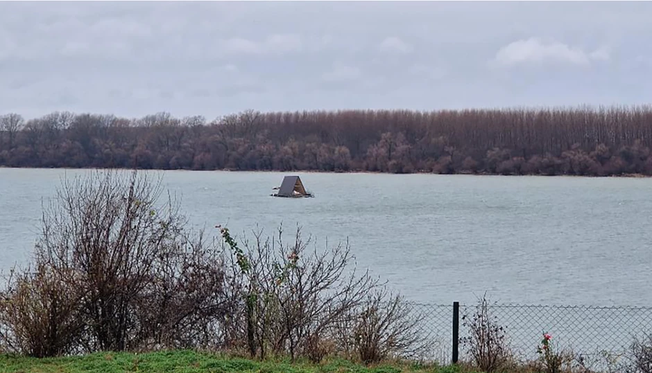 Splav upluta Dunavom