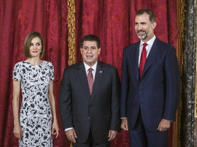 Królowa Letizia, król Filip VI i prezydent Paragwaju Horacio Cartes