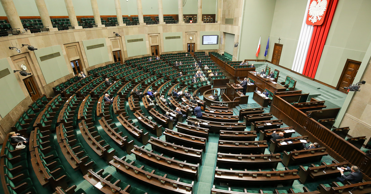 Sejm Wznowił Obrady ślubowanie Maciaszka I Wniosek Palikota Wiadomości 5589