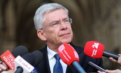 Marszałek Senatu też tłumaczy słowa Dudy: Prezydent miał na myśli...