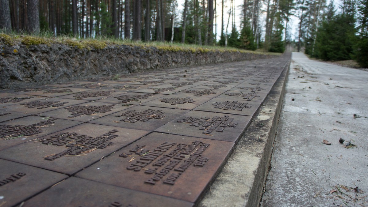 Sąd w Twerze oddalił pozew Memoriału ws. demontażu tablicy katyńskiej