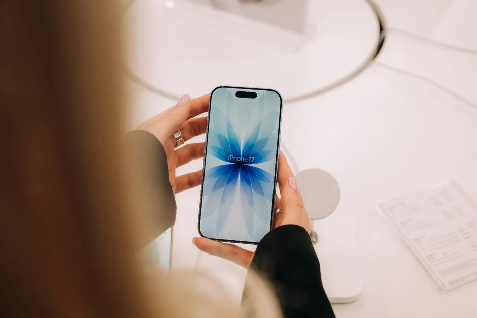 iPhone serija u Srbiji