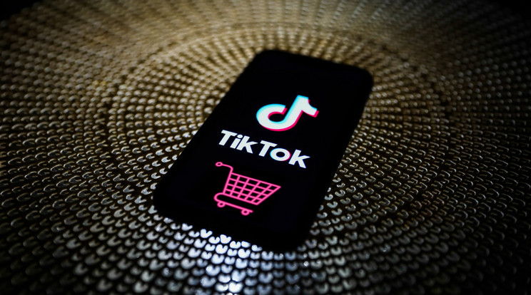 A kezünkön meg tudjuk számolni az országokat, ahol a TikTok shop működik. De a kínai közösségi média óriási most egy olyan AI alapú kereskedelmi algoritmust fejleszt, amely a piacteret megindíthatja a globális terjeszkedés útján. / Kép: Getty Images