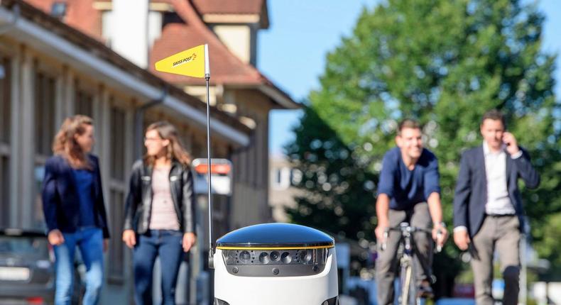 starship technologies autonomous delivery robot