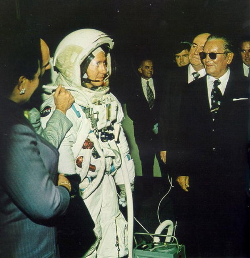 Tito sa astronautima 