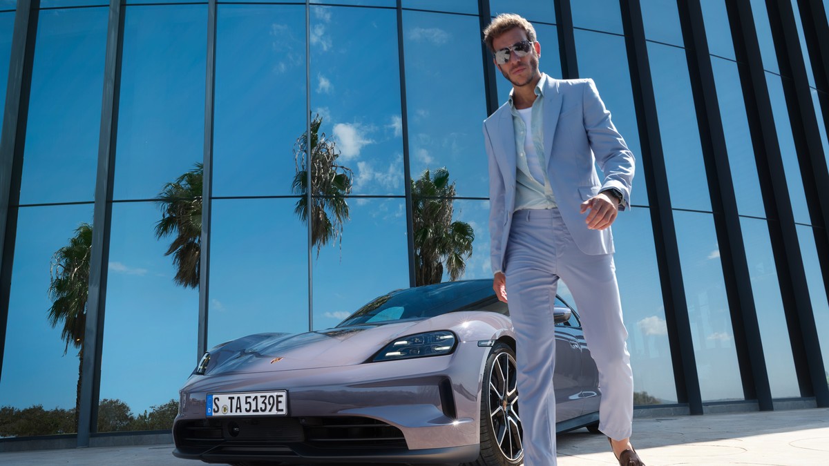 Így lépi át az elektromos autózás korlátait a Porsche Taycan