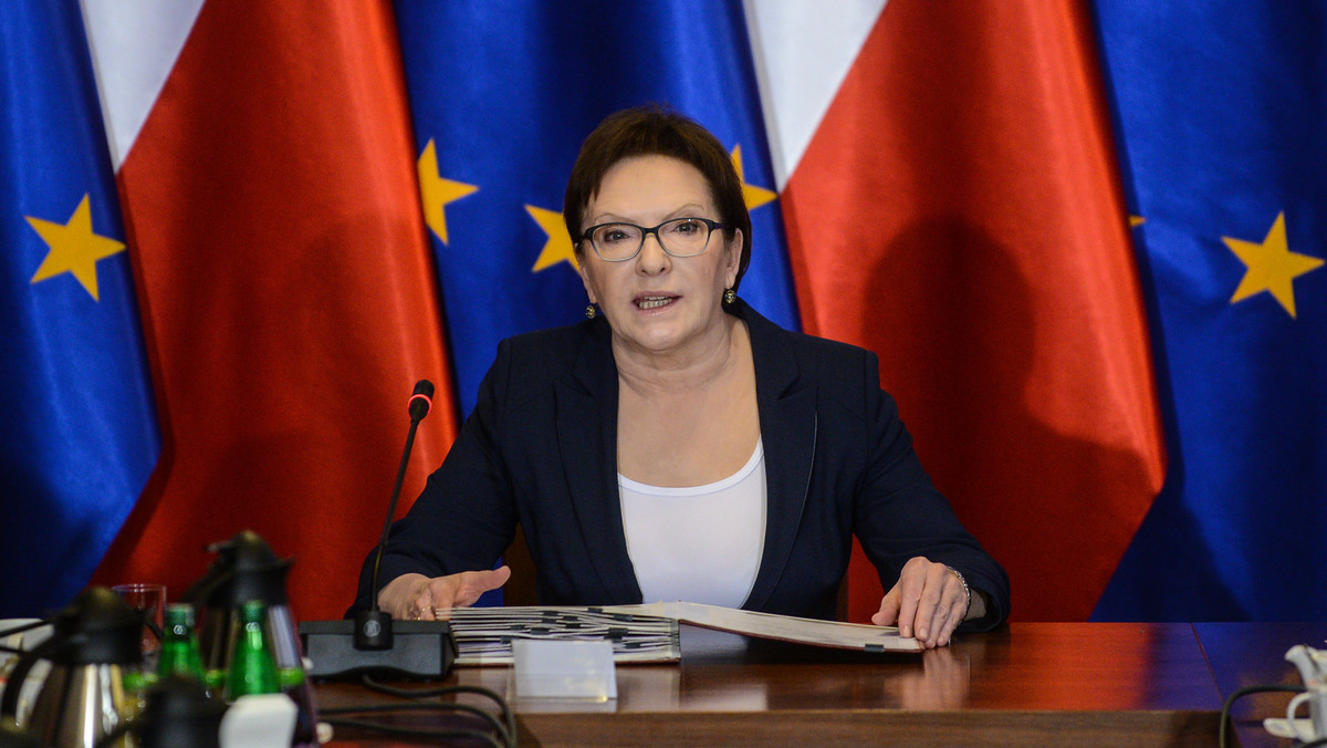 Telewizyjna debata przedwyborcza między premier Ewą Kopacz a wiceprezes PiS Beatą Szydło odbędzie się w poniedziałek 19 października o godz. 20 - poinformował  szef sztabu PiS Stanisław Karczewski.