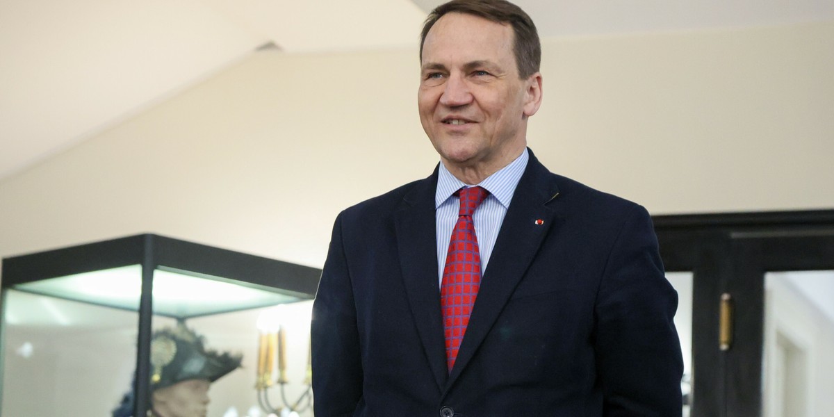 Szef MSZ Radosław Sikorski.