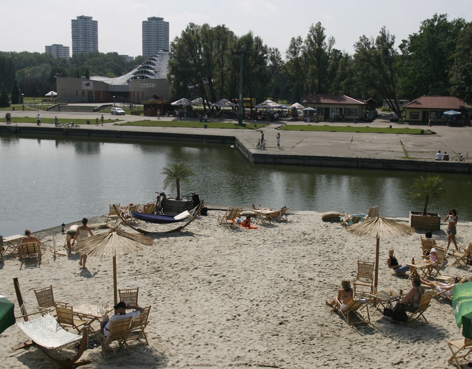 CHORZÓW MIEJSKA PLAŻA W PARKU WPKIW