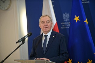 Dopłaty do nawozów przez KE? Kowalczyk: Czekamy na formalne zatwierdzenie programu