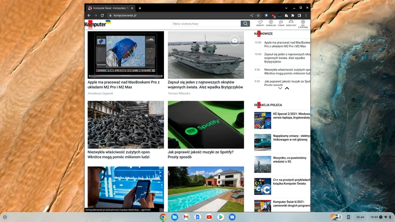 Pulpit systemu Chrome OS z otworzonym oknem przeglądarki