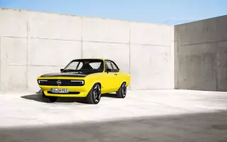 Opel Manta GSe ElectroMOD – elektryczna reinkarnacja legendy