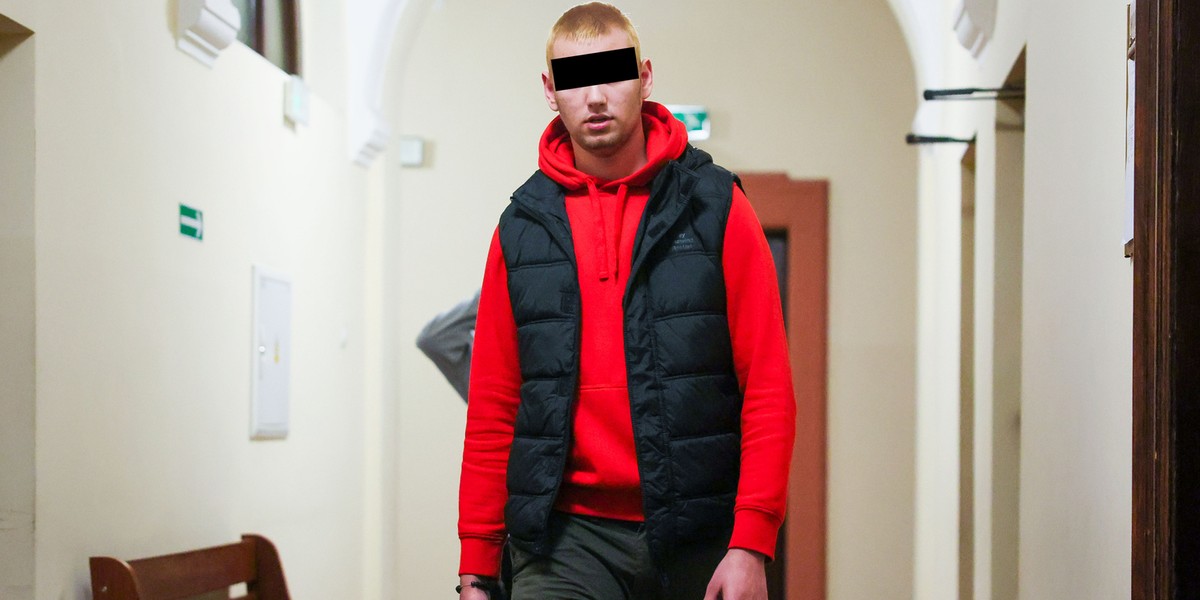Proces Tomasza S. (20 l.), który zakupił tabletki aborcyjne i podał jej nastoletniej dziewczynie. 